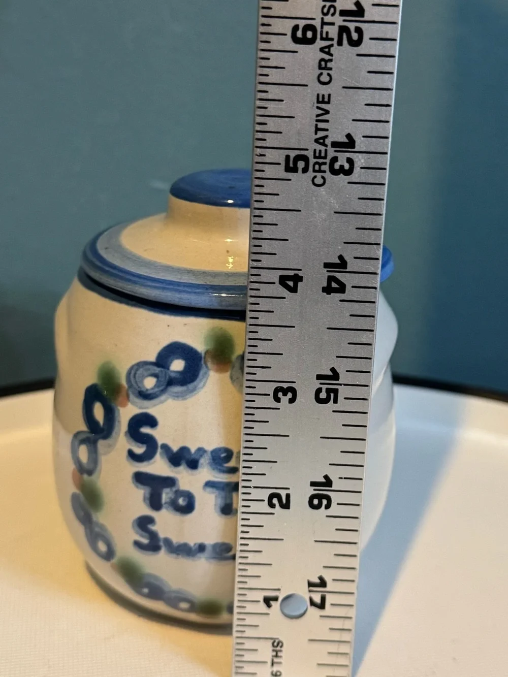 MA HADLEY POTTERY HONEY OR JAM POT 